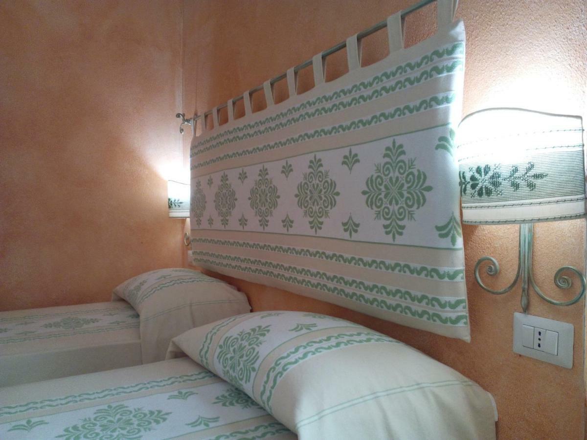 B&B Sa Lumenaria "Da Raimonda" Sorgono Exteriör bild